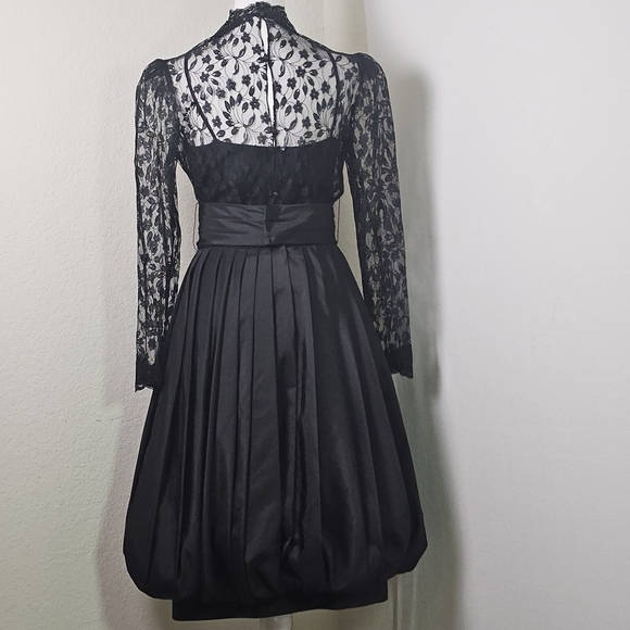 Vintage The Gilberts for Tally NY Black Lace & Taffeta Bubble Hem Cocktail Dress - Picture 8 of 16